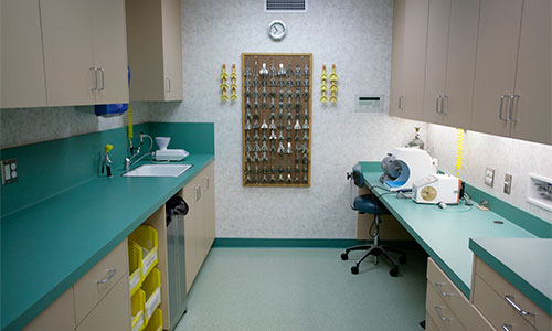 IV Sedation office tour. Laboratory room for IV , Oral Sedation, Nitrous oxide Sedation